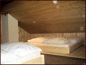 Zollhütte Zillergrund - Schlafzimmer 1
