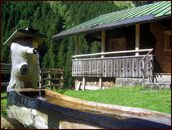 Zollhütte Zillergrund - Brunnen