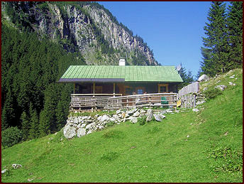 Zollhtte Zillergrund - Ferienhtte im Sommer